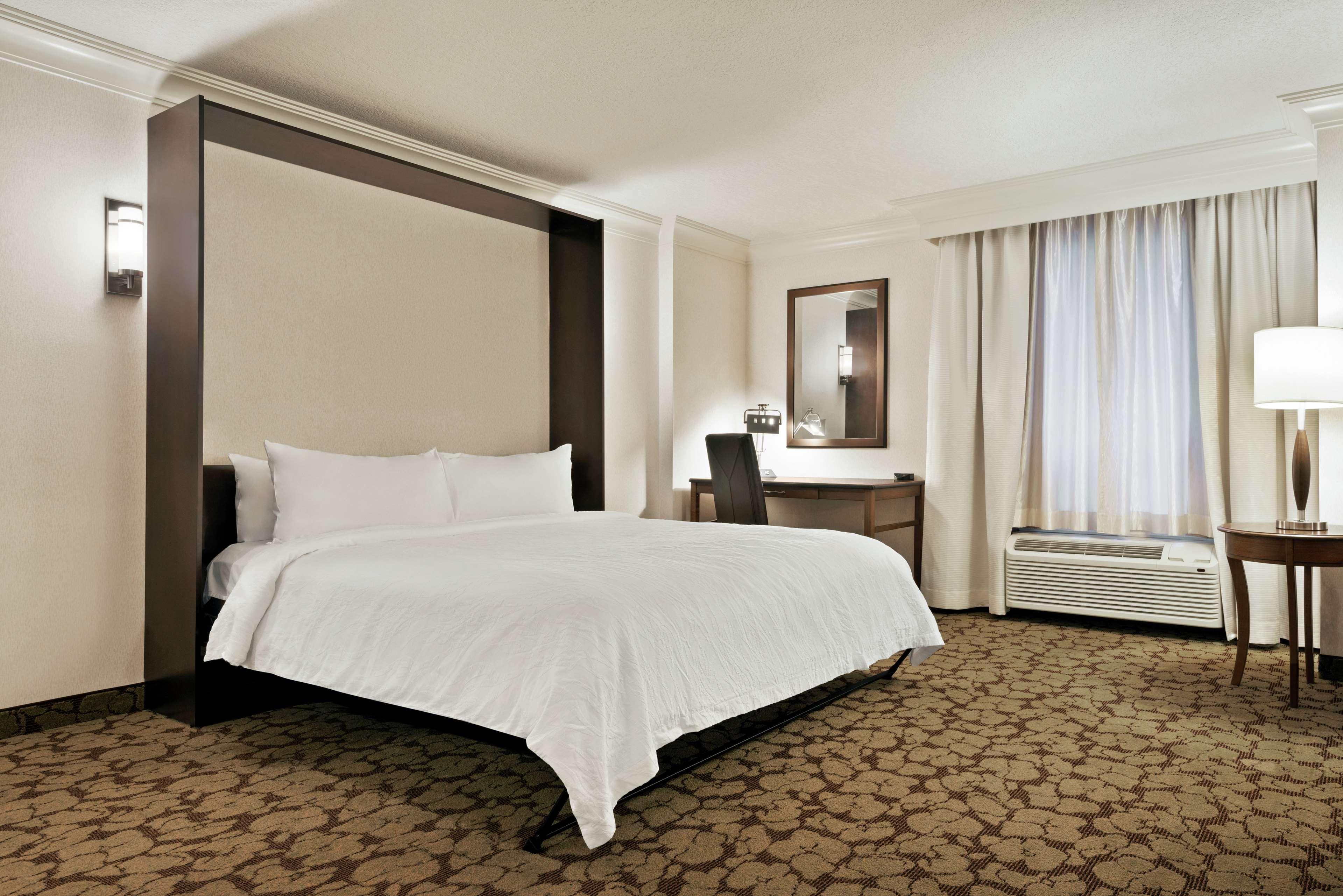 Hilton Garden Inn Saskatoon Downtown Εξωτερικό φωτογραφία